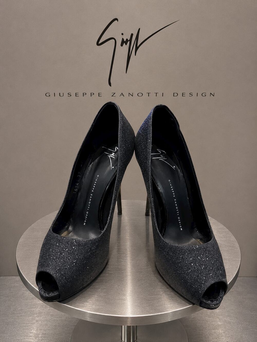 Giuseppe Zanotti Sharon Theron Glitter Peep Toe Pumps US 9 EU 39 w/ Box